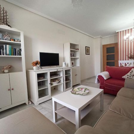 Precioso Apartamento Con Terraza Y Vistas Al Mar Torre Del Mar Eksteriør bilde